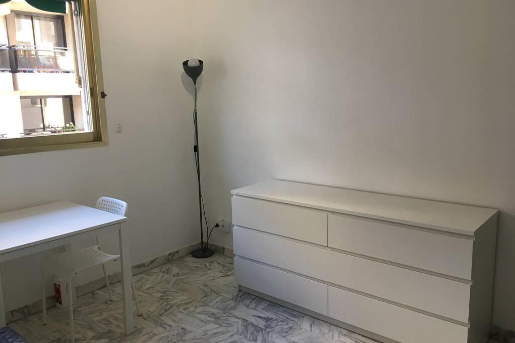 Studio Meuble Proche Plages Et Vieille Ville Antibes Exterior foto