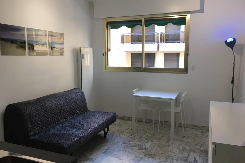 Studio Meuble Proche Plages Et Vieille Ville Antibes Exterior foto